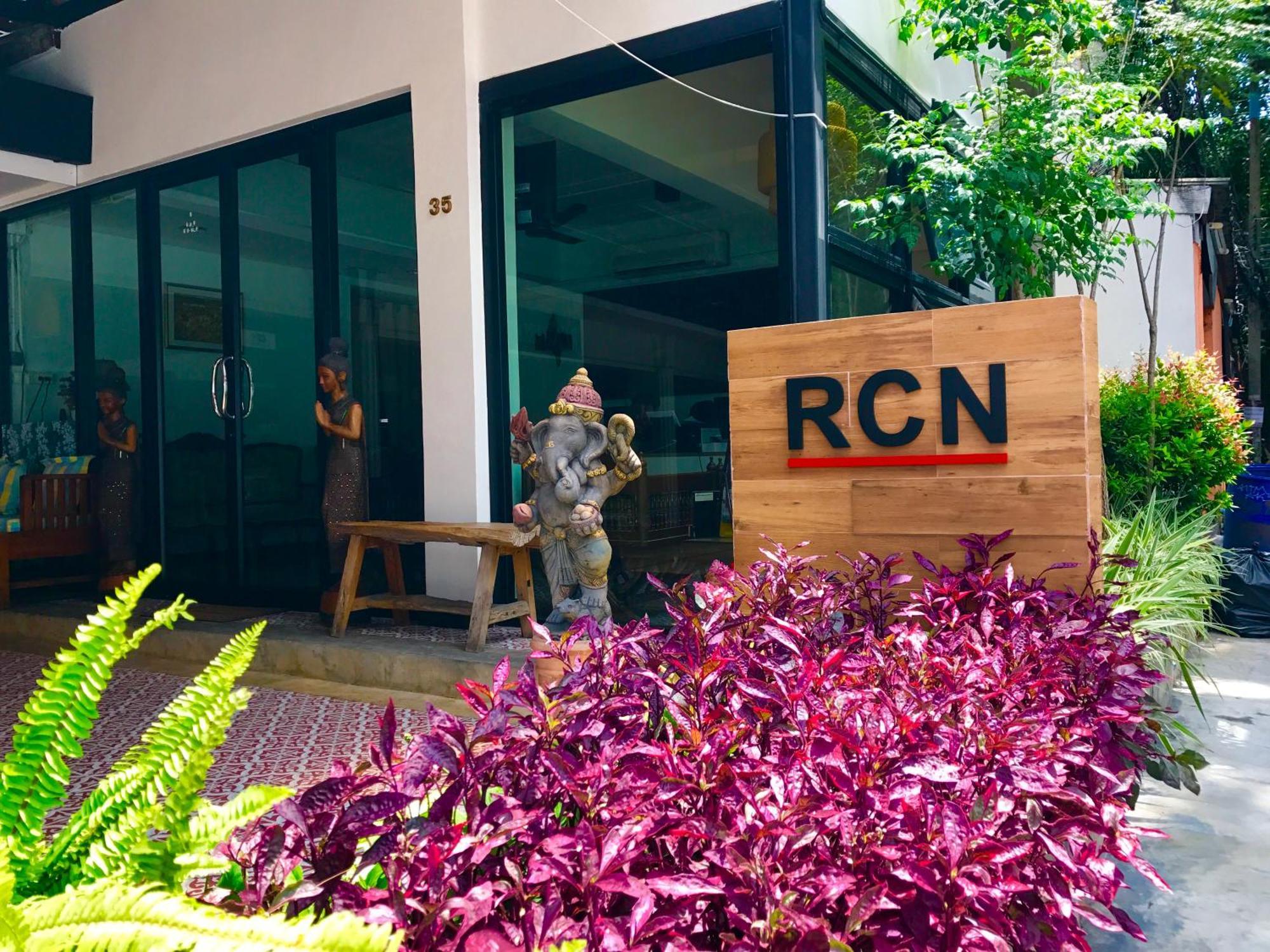 Rcn Court & Inn Chiang Mai Bagian luar foto