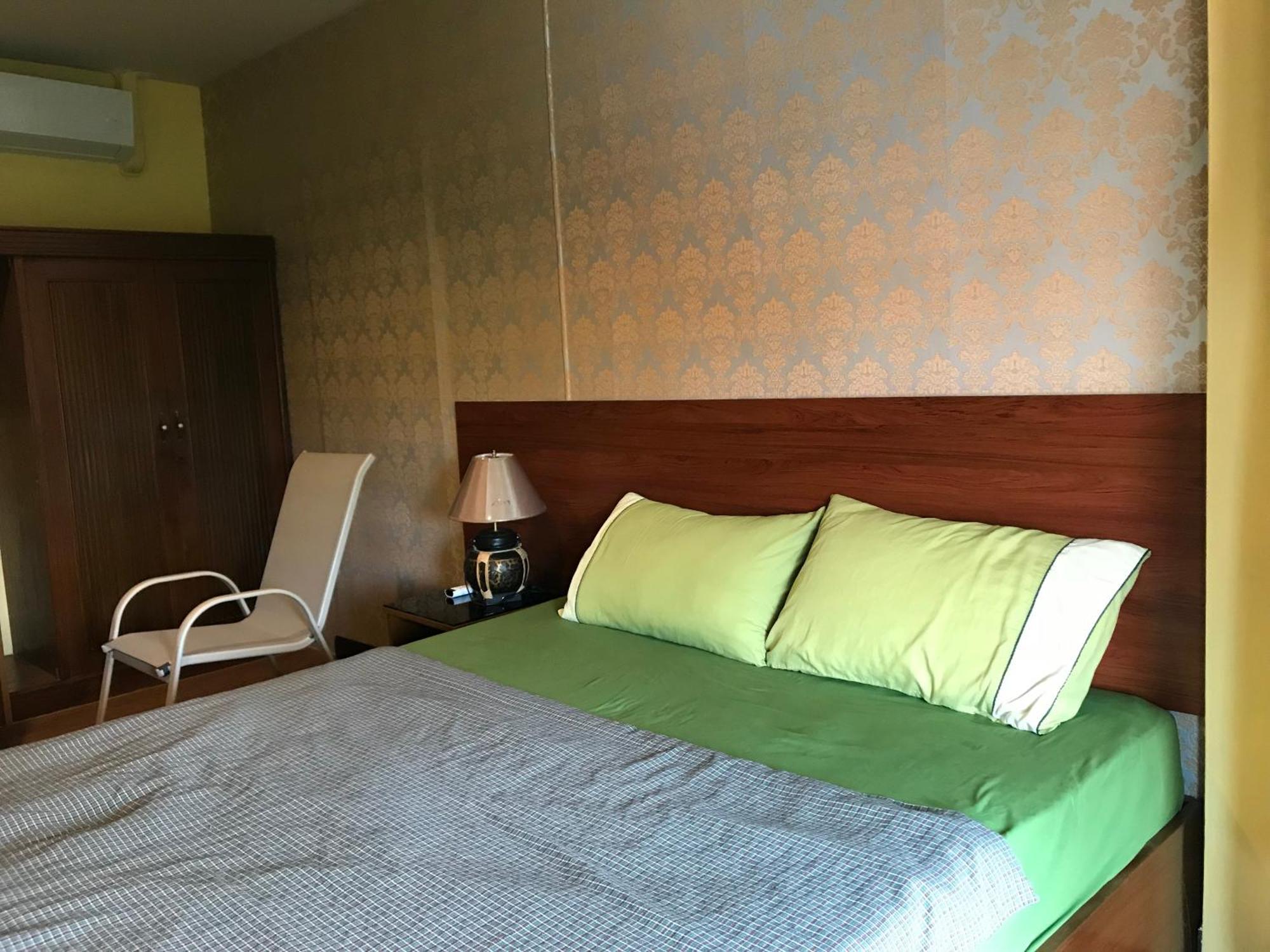 Rcn Court & Inn Chiang Mai Bagian luar foto
