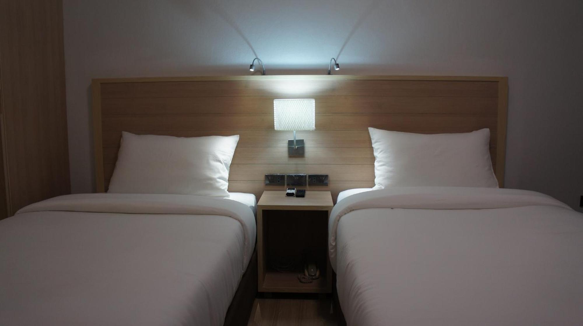 Rcn Court & Inn Chiang Mai Bagian luar foto